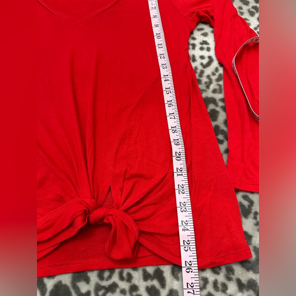 Express One Eleven Knot Front V-neck Top in Red Size Medium - Picture 10 of 12